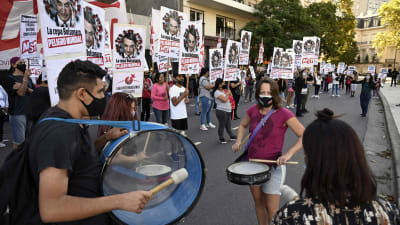 Demonstration i Brasilien mot president Bolsonaros hantering av coronapandemin 