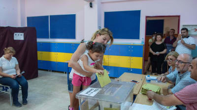 En vallokal i Istanbul under borgmästarvalet 23.6.