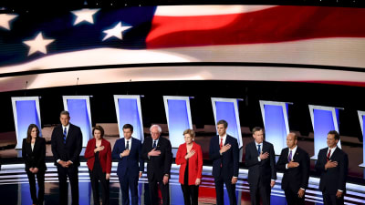 10 av det Demokratiska partiet i USA:s 20 uppställda i presidentvalet inför den andra omgången debatter den 30.7.2019.