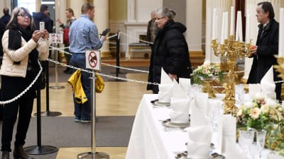 Besökare i Presidentens slott i maj 2017