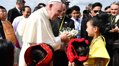 Påven på besök i Burma.