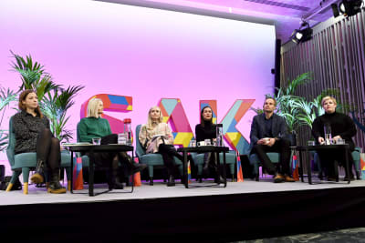 Li Andersson, Riikka Purra, Maria Ohisalo, Sanna Marin, Kai Mykkänen  och Annika Saarikko.