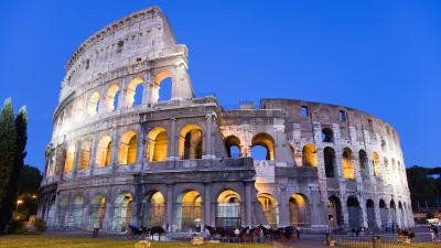 Colosseum i Rom om kvällen