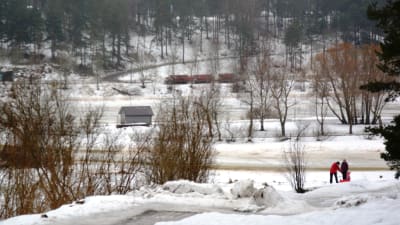 Backe och pulkåkare