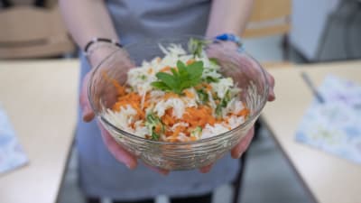 sallad på kålrabbi