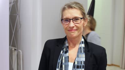Nina af Hällström, sfp, i Esbo fullmäktige