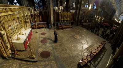 Kosmatikgolvet framför högaltaret i Westminster Abbey med rundlar i intrikata mosaiker.