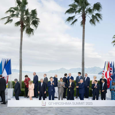 Deltagare i G7-mötet i den japanska staden Hiroshima 20.5.2023.