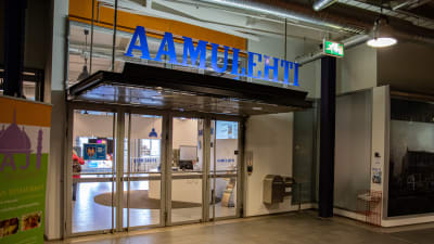 Aamulehden pääovi