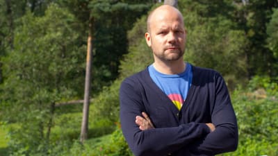 Jani Leino juridisk rådgivare på Finlands Röda Kors.