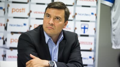 Marco Casagrande är generalsekreterare för fotbollsförbundet.