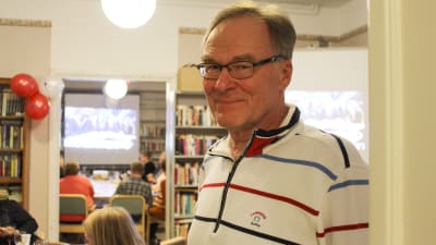 Finn Berg på SFP:s valvaka i Villa Junghans