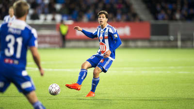 Sebastian Dahlström spelar fotboll för HJK.