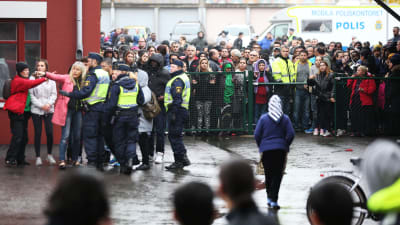Attack mot skola i Trollhättan den 22 oktober 2015.