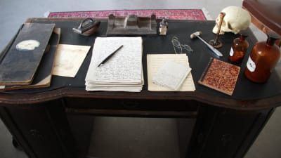 Överläkarens skrivbord, 1800-tal.