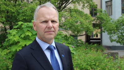  Jari Leppä Maa- ja metsätalousministeri