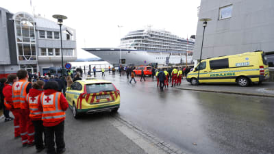 Fartyget Viking Sky har anlänt till hamnen i Molde