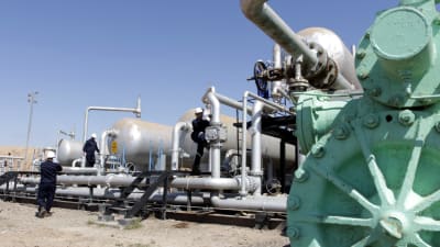 Vid oljefältet al-Fakka i Irak.