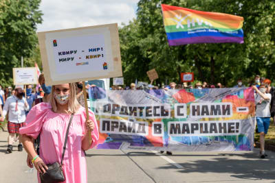 Demonstration av en rysk hbtqi-intresseorganisation i Berlin.