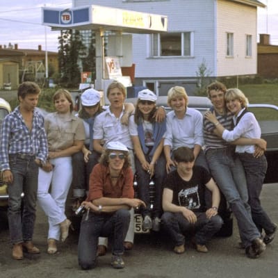 Nuoria Kittilän Teboililla v. 1982