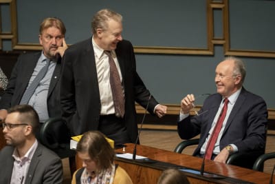 Ilkka Kanerva och Aki Linden i riksdagen år 2019