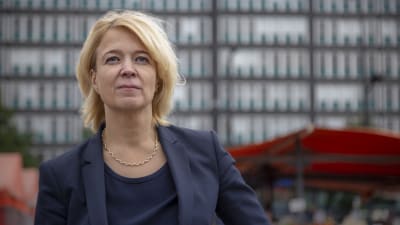 Konkurrens- och konsumentverkets generaldirektör Kirsi Leivo på Hagnäs torg.