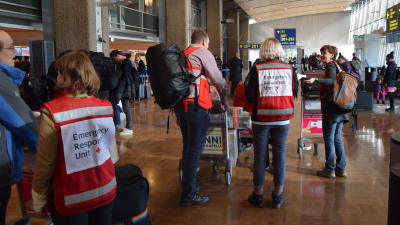 Finlands Röda Kors skickar sjukvårdshjälp till flyktingläger i Grekland.