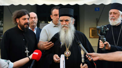 Montenegros biskop, metropoliten Amfilohije har lett Serbiska ortodoxa kyrkans kamp mot en omstridd religionslag.