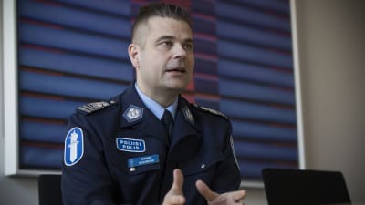 Poliisitarkastaja Kimmo Ulkuniemi