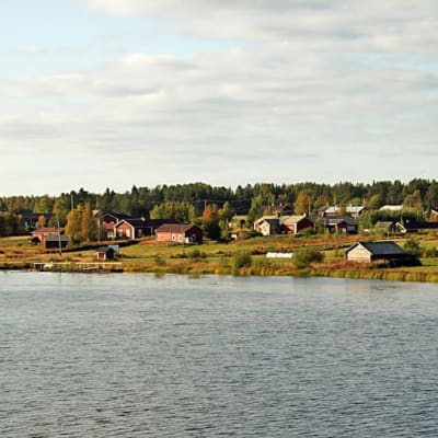 Pelkosenniemen Suvannon kylä kuvattu 2010