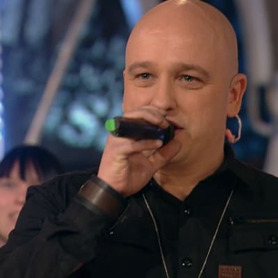 Sami Hintsanen - Poplaulajan vapaapäivä