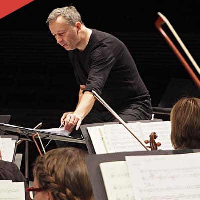 Kapellimestari ja tenori Paul Agnew laulaa ja johtaa RSOn konsertissa 4.- 5.2.2015