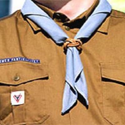 En scout med halsduk