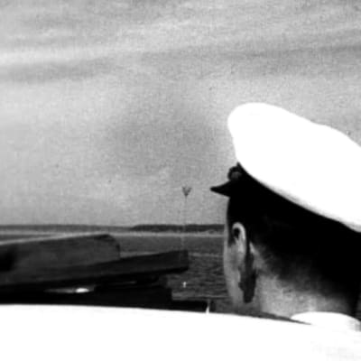 Lotsen Rudolf Gustafsson från Pellinge år 1960.