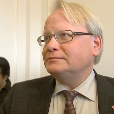 Ruotsin puolustusministeri Peter Hultqvist.