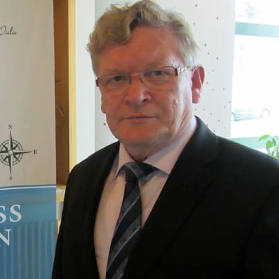 Kansanedustaja Simo Rundgren
