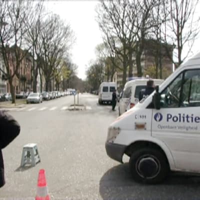Poliisioperaatio Brysselin  Etterbeekissä.