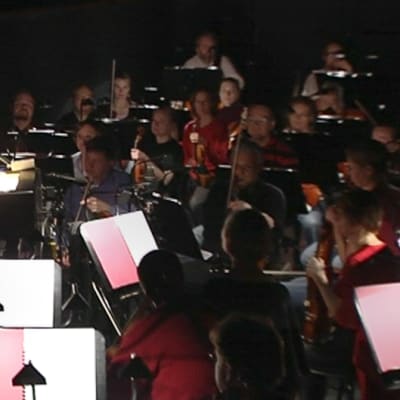 Mikko Franck johtaa orkesteria
