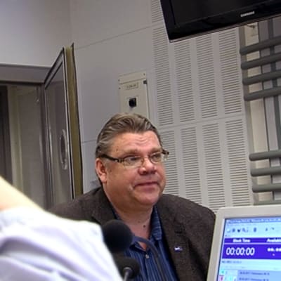 Timo Soini Ylen ykkösaamun vaalitentissä radiossa