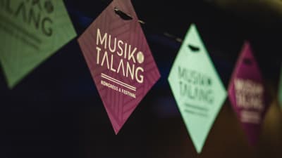 Musik & Talang-banderoll.