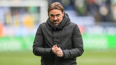Daniel Farke gnuggar händerna.