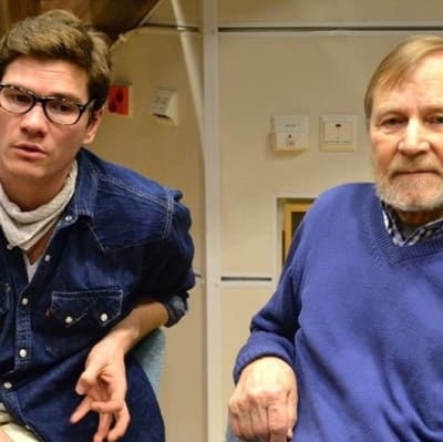 Skådespelare och författare till hörspelet