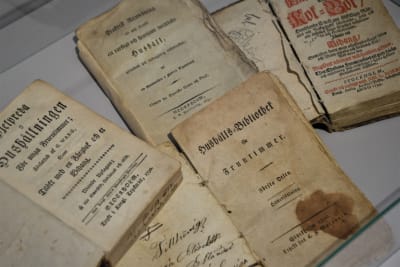 Kokböcker från 1700- och 1800-talet.