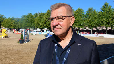 Matti Karkkolainen är domare vid Finlands Ryttarförbund.