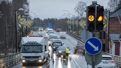Gatuarbeten på Mannerheimgatan i Borgå.