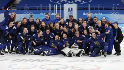 Lagfoto efter OS-bronset.