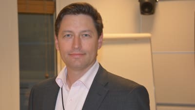 Niklas Andersson är minister Päivi Räsänens specialmedarbetare