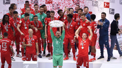 Bayern München säkrade titeln under Bundesligans sista omgång.