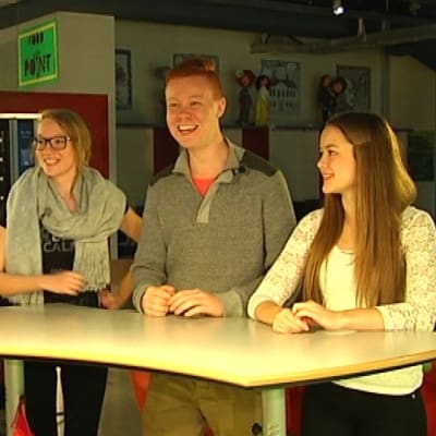 daniel andersson, victoria riikonen, alexander beijar och frida sigfrids pratar om sexualundervisningen i skolan.,