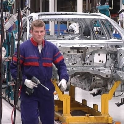 mercedes, bilfabriken i nystad,